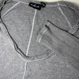 Urban Outfitters Out From Under Women's Small Long Sleeve V- Neck Crop Top Soft!